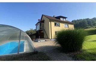 Haus kaufen in 91257 Pegnitz, Mehrgenerationen-Wohnhaus mit vielen Extras und Traumgarten in Pegnitz/Körbeldorf zu verkaufen