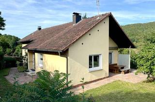 Einfamilienhaus kaufen in 91364 Unterleinleiter, Handwerkliches Geschick spart Geld! Massives Einfamilienhaus in Unterleinleiter