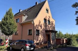 Doppelhaushälfte kaufen in 66333 Völklingen, Doppelhaushälfte mit Garten und Doppelgarage in Völklingen-Wehrden!
