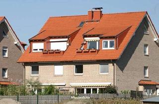 Anlageobjekt in Obergasse XXX, 34621 Frielendorf, 2-Familienhaus und Doppelgarage