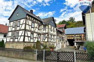 Bauernhaus kaufen in 35796 Weinbach, Hofreite mit 2 Scheunen in Weinbach