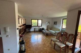 Wohnung mieten in Schladererstraße, 79219 Staufen, Helle 2-Zimmer Wohnung mit Balkon im 1. OG in Staufen