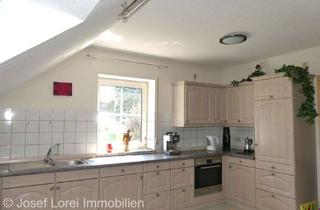 Wohnung mieten in 36088 Hünfeld, DG-Wohnung mit Wanne, Dusche u. EBK in ruhiger Ortsrandlage