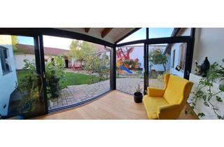 Einfamilienhaus kaufen in 68809 Neulußheim, Idyllisches, modernes Einfamilienhaus mit Südgarten & möglichem Bauplatz von privat, Gewerbe erlaubt