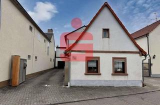 Haus kaufen in 67454 Haßloch, Attraktives Wohnensemble mit zwei Häusern, großem Garten und vielseitigem Nutzungspotential