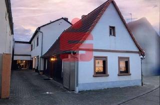 Haus kaufen in 67454 Haßloch, Attraktives Wohnensemble mit zwei Häusern, großem Garten und vielseitigem Nutzungspotential