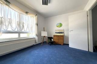 Wohnung kaufen in 74417 Gschwend, OBERGESCHOSSWOHNUNG/BÜRO IN ZENTRALER WOHNLAGE!