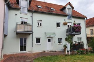 Wohnung mieten in Unteres Dorf 20, 07549 Gera, Gemütliche 2-RW, Küche + Bad mit Fenster, Badewanne, Abstellkammer & PKW-Stellplatz zu vermieten.