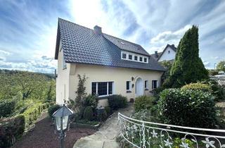 Einfamilienhaus kaufen in 59602 Rüthen, Großzügig Wohnen mit toller Aussicht! Einfamilienhaus mit Potenzial, 2 Balkonen & Garten in Rüthen!