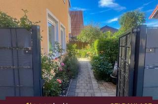 Einfamilienhaus kaufen in Albstr. 5, 72525 Münsingen, Münsingen - Freistehendes Einfamilienhaus mit Dachterrasse & Garten in Münsingen