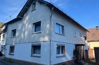 Einfamilienhaus kaufen in 57299 Burbach, Burbach - Einfamilienhaus im alten Ortskern von Niederdresselndorf