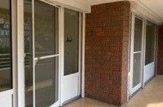 Wohnung kaufen in 32257 Bünde, Bünde - Das besondere Angebot: in ruhiger Innenstadtlage verkaufen wir eine geräumige 4-Zimmer-Eigentumswohnung mit Balkon und Tiefgaragenplatz