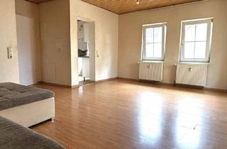 Wohnung kaufen in 75015 Bretten, Bretten - Wohnen mit Charakter - 3,5-Zimmer-Wohnung in der Altstadt von Bretten