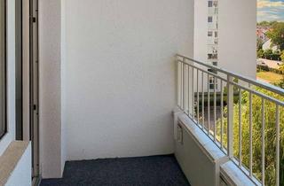 Wohnung kaufen in Am Stutenanger 9 a, 85764 Oberschleißheim, Für Sie bereit - Herrliche 1-Zimmer Wohnung mit Süd- Westbalkon und abgeschlossener Küche mit EBK