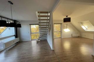 Wohnung kaufen in 21465 Reinbek, Moderne & Helle Eigentumswohnung mit Atelier, Balkon und hochwertiger Ausstattung