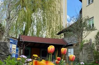 Wohnung mieten in 85737 Ismaning, Von Privat, Ismaning, sonnige 3 Zimmer DG Whg, 2.OG, große Wohnküche, TG, Gartenmitnutzung