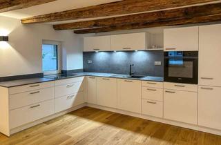 Wohnung mieten in 74199 Untergruppenbach, //Haus Weidenmann //Wohnstube //Eichedielen //Komfort-Bad //Balkon //klimatisiert