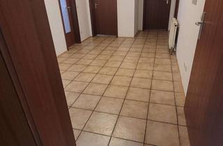 Wohnung mieten in 67466 Lambrecht, Schöne 4-Zimmer-EG-Wohnung mit Balkon in 67466, Lambrecht (Pfalz)