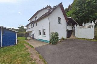 Einfamilienhaus kaufen in 52152 Simmerath, Großzügiges Einfamilienhaus mit Einliegerwohnung und Rurseeblick in Simmerath-Woffelsbach