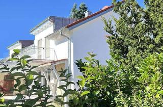 Doppelhaushälfte kaufen in Am Herrenfeld, 87600 Kaufbeuren, Exklusive Doppelhaushälfte - sehr schön gestalteter Garten, ruhige Ortsrandlage