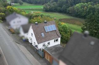 Einfamilienhaus kaufen in 35080 Bad Endbach, Einfamilienhaus mit Entfalltungspotential in Dernbach