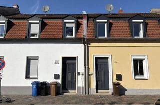 Haus mieten in 96050 Bamberg, zwei Reihenhäuser in Bamberg Moosstraße nebeneinander mit Garten zu vermieten.