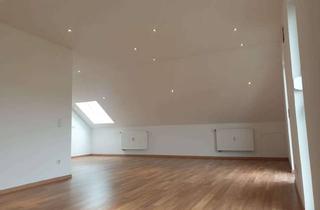 Wohnung mieten in Johannesstraße 16, 84416 Taufkirchen, Helle 3-Zimmer Dachgeschosswohnung in Taufkirchen (Vils)