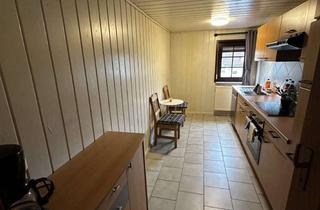 Wohnung mieten in 35327 Ulrichstein, 3-Zimmer-Wohnung mit Gartenmitnutzung - 90 m² - ab sofort
