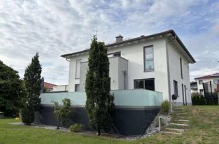 Villa kaufen in 91564 Neuendettelsau, Architekten Stadtvilla in Neuendettelsau - freistehendes Einfamilienhaus mit Doppelgarage