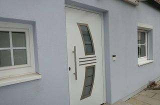 Haus mieten in 84478 Waldkraiburg, Doppelhaushälfte mit Garten und Garage in zentraler Lage