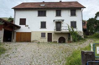 Haus kaufen in 77830 Bühlertal, Bühlertal - Altes Winzerhaus mit landwirtschaftlichen Nebengebäuden in Bühlertal