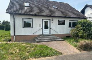 Haus kaufen in 63762 Großostheim, Großostheim - freistehendes 1-2 Familienhaus in ruhiger Lage mit großem Garten