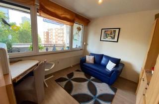 Wohnung kaufen in 46119 Oberhausen, Oberhausen - Gepflegte Eigentumswohnung mit Balkon und Einbauküche