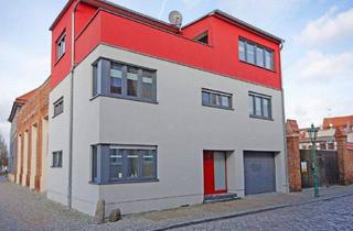 Einfamilienhaus kaufen in Schweizer Straße 3, 16225 Eberswalde, Eberswalde - Luxuriöses Wohnen im historischen Altstadtkern-wem gut nicht gut genug ist