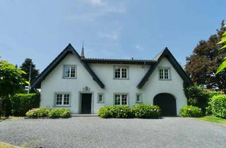Einfamilienhaus kaufen in 41812 Erkelenz, Erkelenz - Repräsentatives Einfamilienhaus mit zeitloser Eleganz