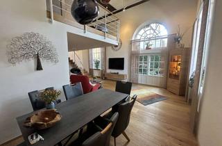 Wohnung kaufen in 64823 Groß-Umstadt, Stilvolle Erdgeschosswohnung in denkmalgeschütztem Altbau mit Garten, Keller und Stellplatz