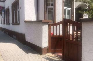 Wohnung mieten in 92637 Weiden, Modernisierte 4-Raum-Erdgeschosswohnung mit Balkon und Einbauküche in Weiden in der Oberpfalz