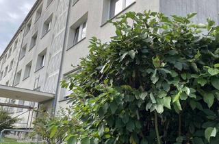 Wohnung mieten in Erich-Weinert-Str 58, 06667 Weißenfels, Schöne 3-Zimmer-Wohnung in ruhiger Lage von Weißenfels-West mit Einbauküche