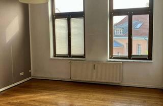 Wohnung mieten in Donatusstraße, 50259 Pulheim, Helle, 2-Zimmer-Wohnung in modernisiertem Altbau in Pulheim (Brauweiler)