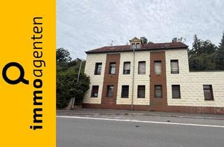 Mehrfamilienhaus kaufen in 08459 Neukirchen, Mehrfamilienhaus mit großem Grundstück und viel Potenzial *Provisionsfrei*