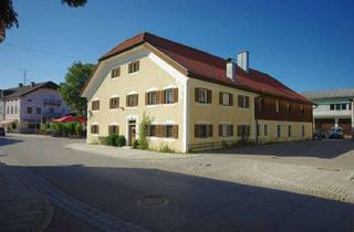 Mehrfamilienhaus kaufen in 83317 Teisendorf, Ortskern Teisendorf (Berchtesgadener Land) - Denkmalgeschütztes Mehrfamilienhaus mit Ladeneinheit