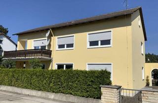 Haus kaufen in 92339 Beilngries, Attraktives Zweifamilienhaus: Wohnen und Vermieten