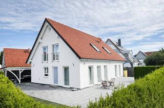 Haus kaufen in 86316 Friedberg, Stilvolles energieeffizientes Haus mit Einliegerwohnung und Sauna