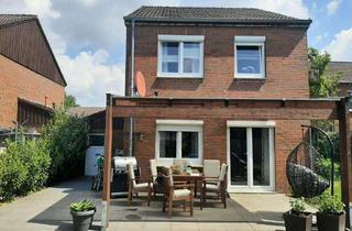 Haus mieten in 29683 Bad Fallingbostel, Modernisierte 4-Zimmer-Doppelhaushälfte mit EBK und Garten