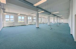 Gewerbeimmobilie mieten in 58453 Witten, BEHEIZTES LAGER MIT SICHERHEITSDIENST - 390 m² - STELLPLÄTZE - LASTENAUFZUG - BARRIEREFREI - KÜCHE