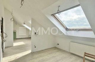 Wohnung kaufen in 90478 Nürnberg, Teilausgebautes Dachgeschoss mit Loggia in zentraler Lage