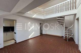 Wohnung kaufen in 91154 Roth, Stilvolle Maisonettewohnung mit Balkon und Galerie in Roth