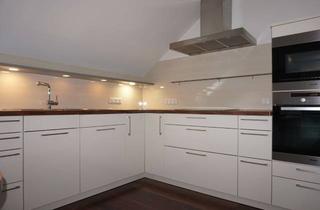 Wohnung mieten in Am Steigweg, 86720 Nördlingen, Schicke Dachgeschosswohnung mit Loggia und Wallbox in Garage