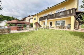 Haus kaufen in 91207 Lauf, **Modernes Raumwunder! Einliegerbereich und Platz für Generationen**