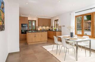 Einfamilienhaus kaufen in 83313 Siegsdorf, Modernes Einfamilienhaus mit weitläufigem, liebevoll gestaltetem Garten